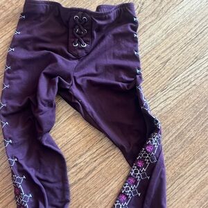 Adorable Boho Girls leggings size 6